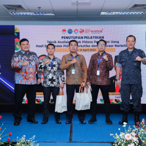 penutupan pelatihan Joint Training Teknis Analis Tindak Pidana Pencucian Uang dari tindak Pidana Narkotika dan Prekursor Narkotik