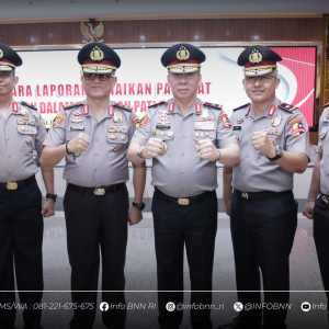 Upacara Laporan Kenaikan Pangkat Ke dan Dalam Golongan Pati Polri