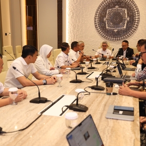 Rapat bersama Danantara dan Indofarma terkait Kratom — foto 2