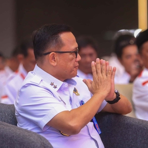 Deputi Pencegahan BNN RI, Zainul Muttaqien, menghadiri Rapat Kerja Nasional (Rakernas) Asosiasi Pemerintah Desa Seluruh Indonesia (APDESI) Merah Putih 2026 — foto 2