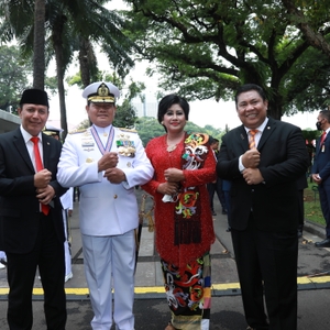 Kepala BNN Hadiri HUT TNI ke 77 — foto 2