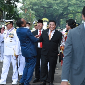 Kepala BNN Hadiri HUT TNI ke 77 — foto 5
