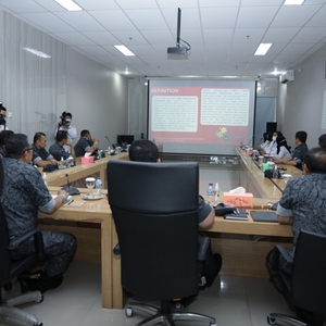 Kunjungan Ka Ke Puslab Narkotika BNN — foto 7
