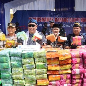 BNN RI Musnahkan Ratusan Kilogram Narkotika di Penghujung 2022 — foto 2