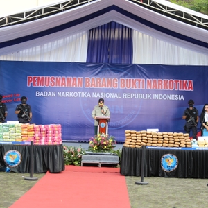 BNN RI Musnahkan Ratusan Kilogram Narkotika di Penghujung 2022 — foto 3