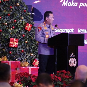 Kepala BNN RI Hadiri Ibadah dan Perayaan Natal di STIK Lemdiklat Polri — foto 2