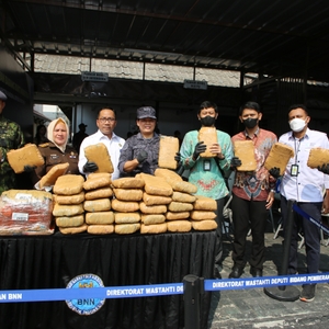 BNN RI MUSNAHKAN GANJA DAN SABU, SELAMATKAN LEBIH DARI 46.000 JIWA Jakarta, 25 Mei 2023 — foto 2