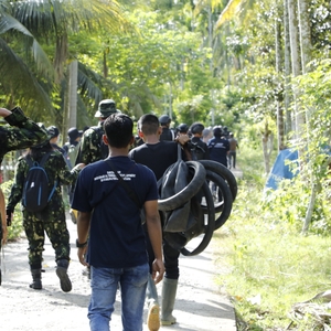 BNN RI KEMBALI MUSNAHKAN LADANG GANJA SIAP PANEN DI ACEH UTARA — foto 12