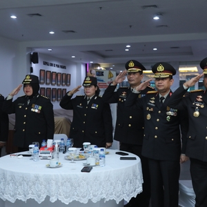 Penurunan Bendera Merah Putih — foto 4