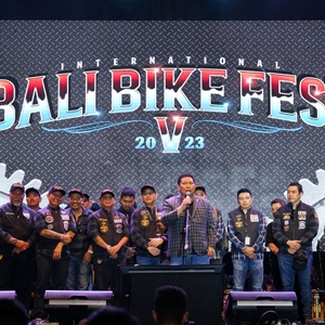 KEPALA BNN RI AJAK BIKERS GELORAKAN WAR ON DRUGS — foto 5
