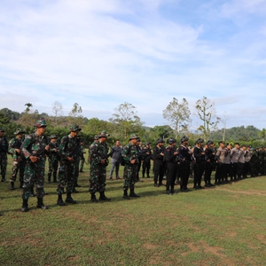 PEMUSNAHAN LADANG GANJA — foto 7