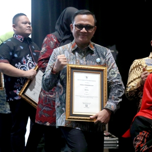 BNN Raih Penghargaan JFK Awards 2023 dari Kementerian Kesehatan — foto 3