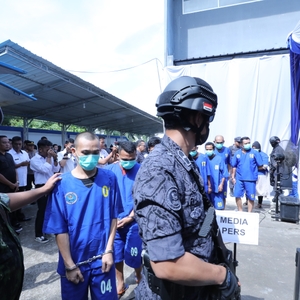 BNN RI MUSNAHKAN BARANG BUKTI NARKOTIKA DARI WILAYAH PERBATASAN INDONESIA-MALAYSIA DI PONTIANAK — foto 2