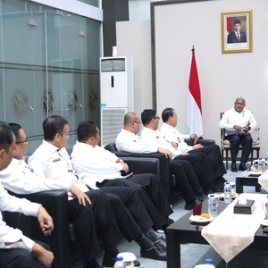 Audiensi Kepala BNN RI dengan Kepala Bakamla RI — foto 4