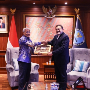 Kunjungan Duta Besar Republik Islam Iran Ke Kantor BNN RI — foto 8