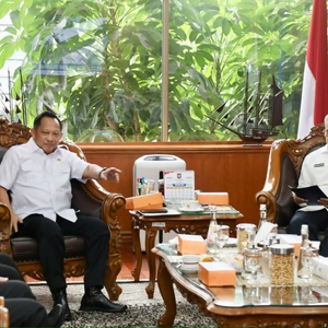 Kunjungan Kepala BNN RI ke Kantor Kemendagri — foto 12