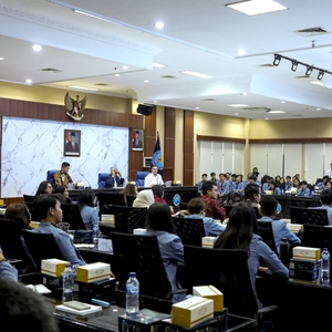 KUNJUNGI BNN, MAHASISWA UNDIKSHA PELAJARI PENEGAKAN HUKUM NARKOTIKA — foto 5