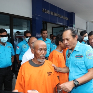 Rilis ungkap kasus Narkotika Jenis Ganja seberat ± 680 Kg asal Lampung — foto 19