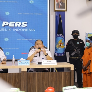 Rilis ungkap kasus Narkotika jenis Sabu dan Ekstasi, Kamis (28/1) — foto 3