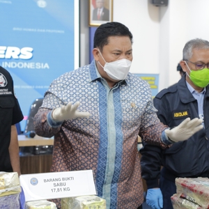 Rilis Ungkap Kasus Narkotika Jenis Sabu Jaringan Internasional — foto 13