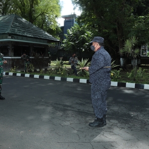 MENGENANG AWAL KARIR 37 TAHUN KEPALA BNN RI, Dr. PETRUS REINHARD GOLOSE — foto 1