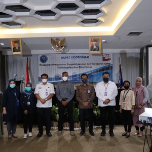 BNN – STAKEHOLDER PERKUAT AKSI MELAWAN NARKOBA MELALUI PENGUATAN PENGAWASAN DISTRIBUSI PSIKOTROPIKA DAN OBAT KERAS — foto 5