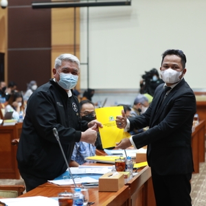 Rapat bersama BNN, Menkumham, Menpan RB, Menkes, Polri, Mensos,Kejagung — foto 6