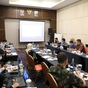 Giat Pra Hani 2022 Direktorat Hukum BNN RI menggelar kegiatan Webinar — foto 6