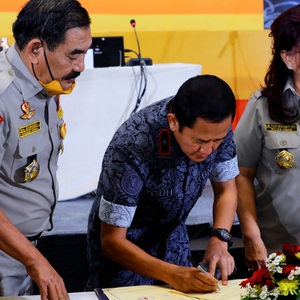 Penandatanganan Nota Kesepahaman BNN dengan KBPP POLRI — foto 2