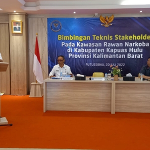 Perkuat Pertahanan di Kawasan Rawan Narkoba BNN RI Gelar Bimbingan Teknis Bersama Stakeholder di Kabupaten Kapuas Hulu — foto 2