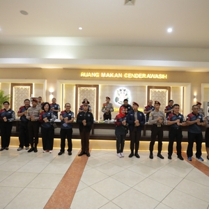 Makan Siang Bersama Taruna Akpol — foto 8